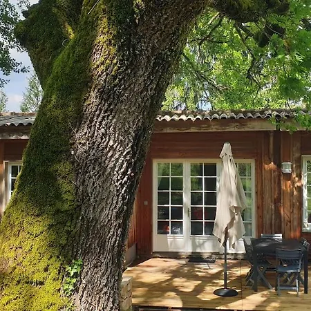 En Bois شاليه Saint-Cernin-de-lʼHerm